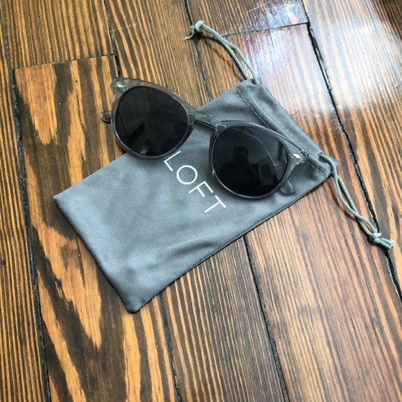 LOFT Accessories - LOFT sunglasses